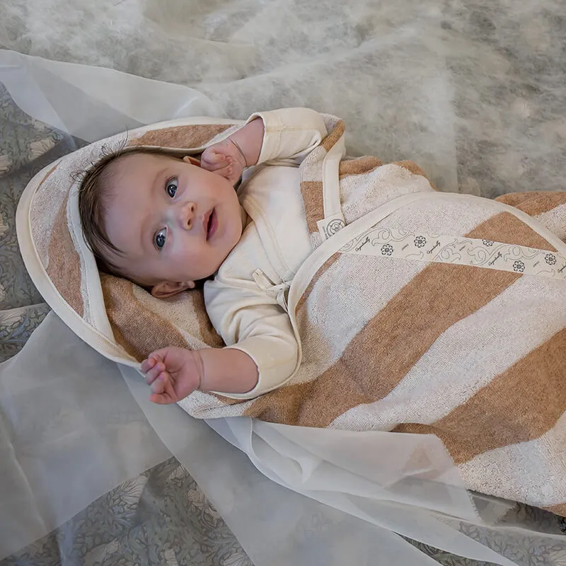 ボーダーブラウン 無染色パイルおくるみ