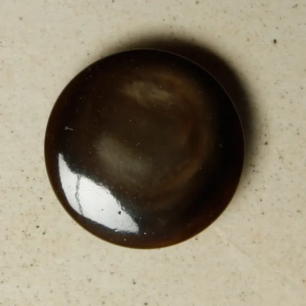 HOI014 アンティークプラスチックボタン