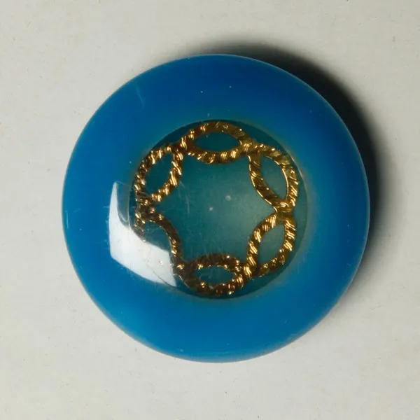 B033 アンティークプラスチックボタン