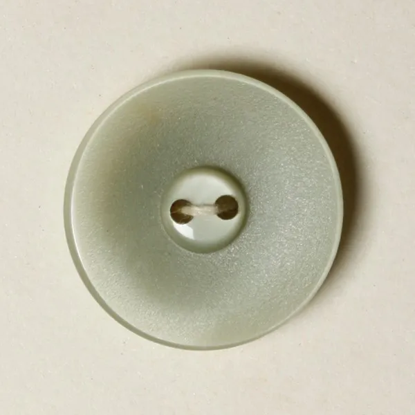 L035アンティークプラスチックボタン