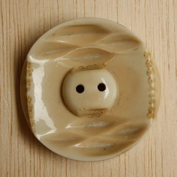 FI068アンティークプラスチック(カゼイン)ボタン