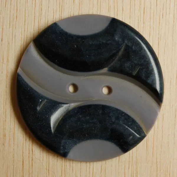 M096 アンティークプラスチック(カゼイン)ボタン